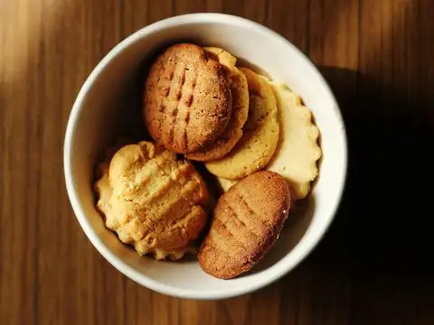 Biscuits - Sweet, but stressful 