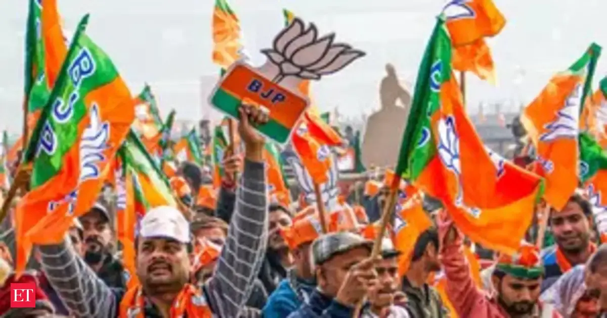 Bihar exit poll: NDA holds narrow edge over Mahagathbandhan, but Tejashwi Yadav emerges as most preferred CM, says Axis My India