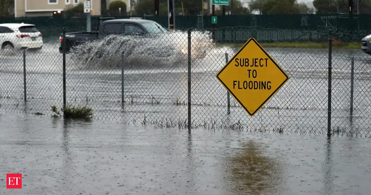 Flash flood warning in South California following rainfall - traffic impacts, mudslides and all details