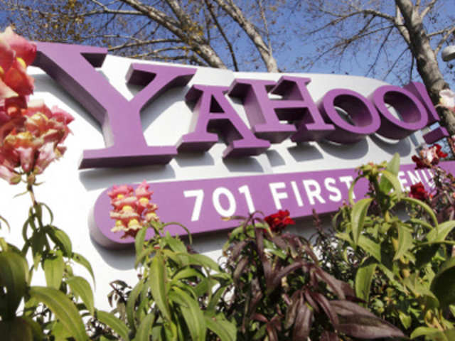 Yahoo to lay off 2,000 employees