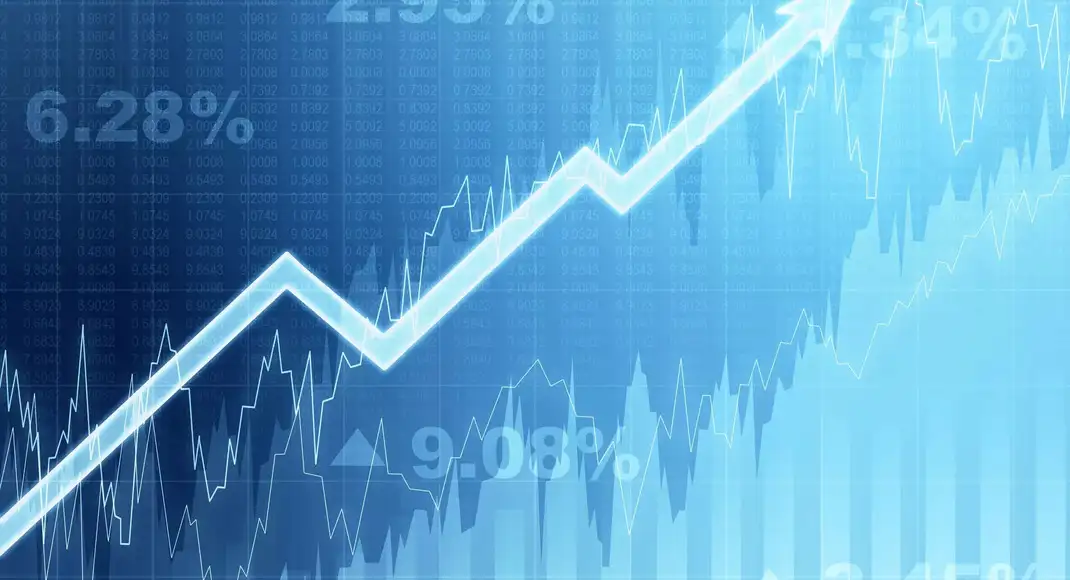 Top 5 Stocks with Steady Score Gains and Over 26% Upside Potential in the Next Year