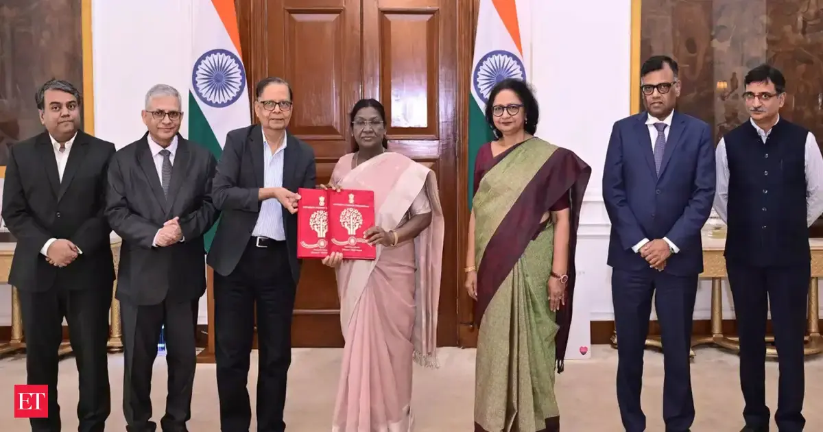 16th Finance Commission submits reports to President Murmu; to be tabled in Winter Session of Parliament