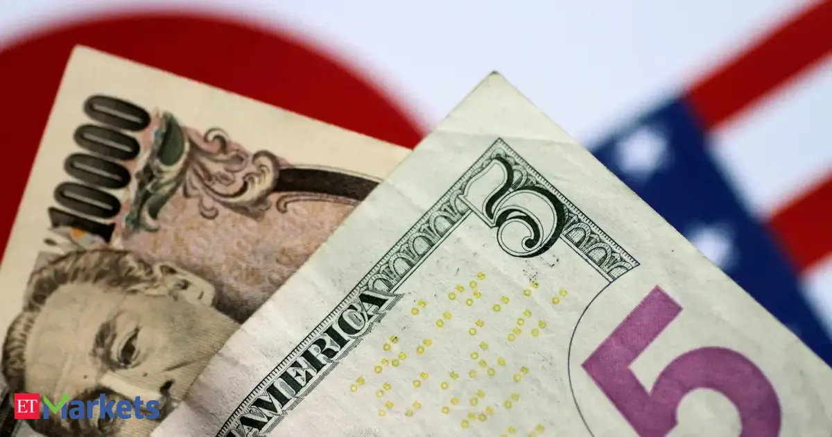 Yen bid, dollar steadies as investors look for safety from global selloff