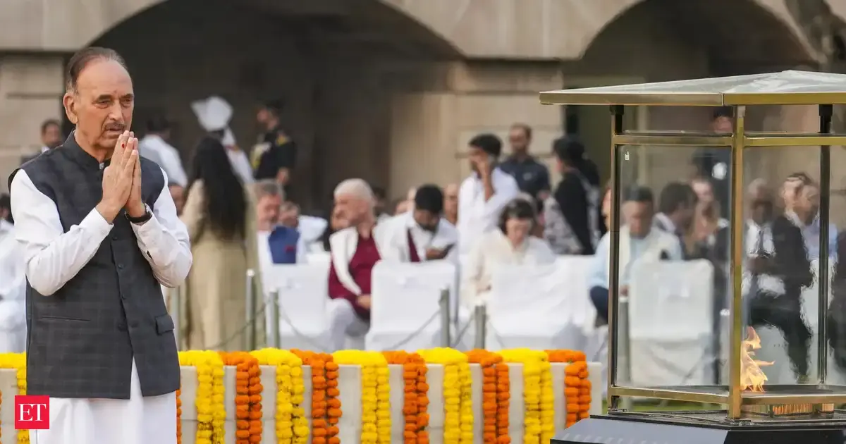 J&K: Setback for Ghulam Nabi Azad's party as two former ministers among leaders back in Congress