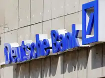 Deutsche-Bank--R