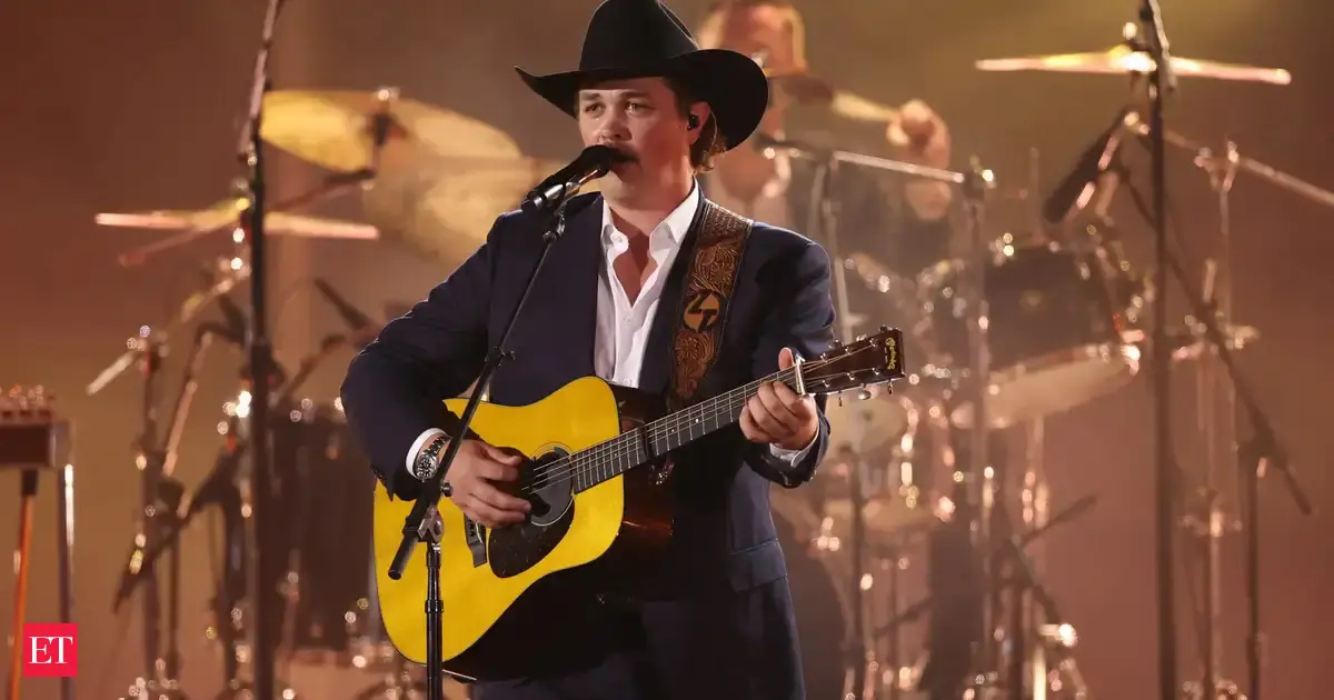 Zach Top wins first-ever CMA award, takes home new artist of the year, here’s everything to know about the rising country star