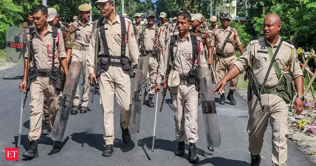 Senior Ulfa (I) commander Arunodoi Asom surrenders near Indo-Myanmar border