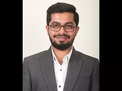  Shashvat Nakrani, 27 | BharatPe | ₹1,340 cr