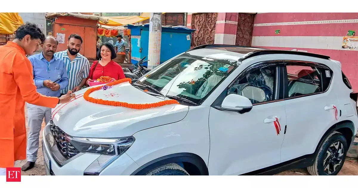 Household spending in India shifts towards asset-building, motor vehicles fastest-growing durable: PM's Economic Advisory Council