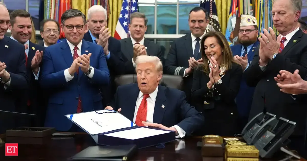 U.S Government shutdown impact: Budget deficit jump to $284 billion. What does this mean for Americans?