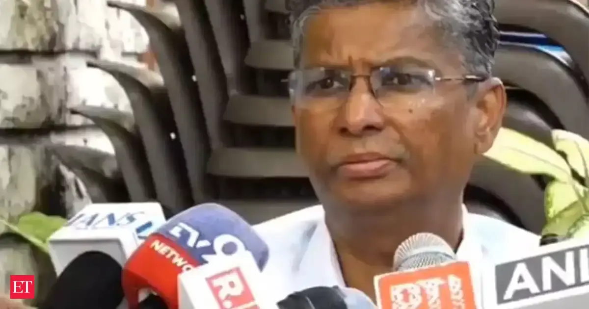 Siddaramaiah asked high command to clear air on leadership issue early: Minister Jarkiholi