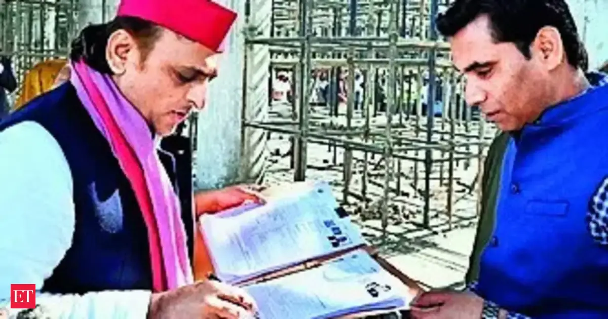 While raising questions on SIR, Akhilesh Yadav fills the form publicly