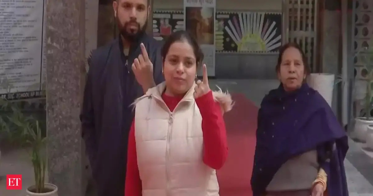 Delhi: Electors cast votes as polling for bypolls in 12 MCD wards begins