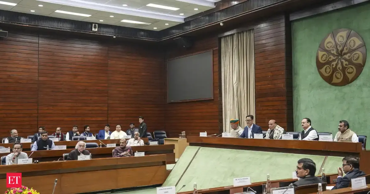 Government meets floor leaders of parties ahead of Parliament's Winter session