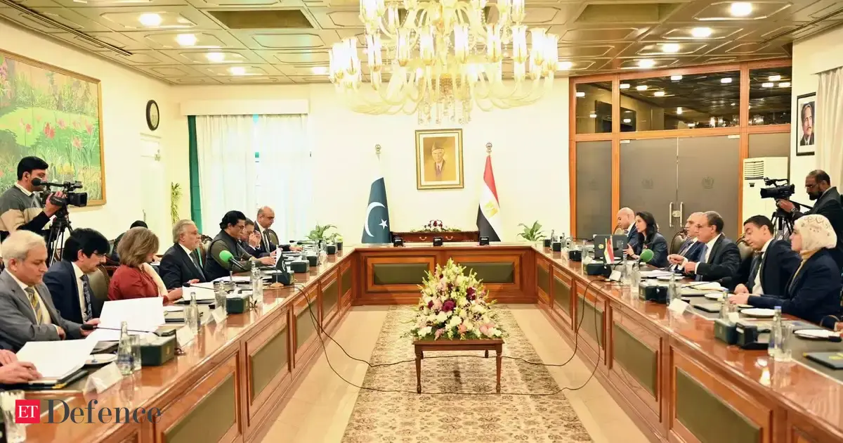 Pakistan, Egypt agree to boost economic, defence ties