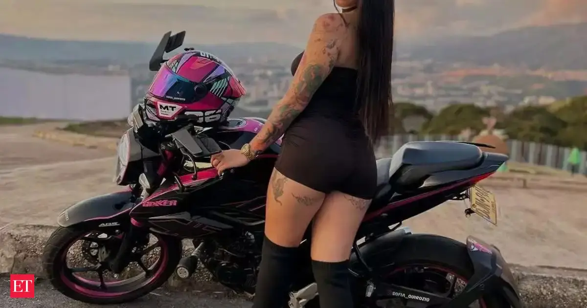 Popular influencer 'Biker Girl' Karen Sofía Ramírez dies at 25 after being run over by a truck