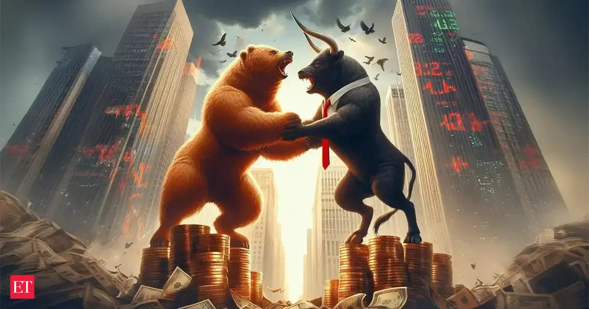 U.S. stock market futures slip today: Dow, S&P 500 and Nasdaq edge lower - Is tech weakness and Bitcoin volatility dragging Wall Street down?