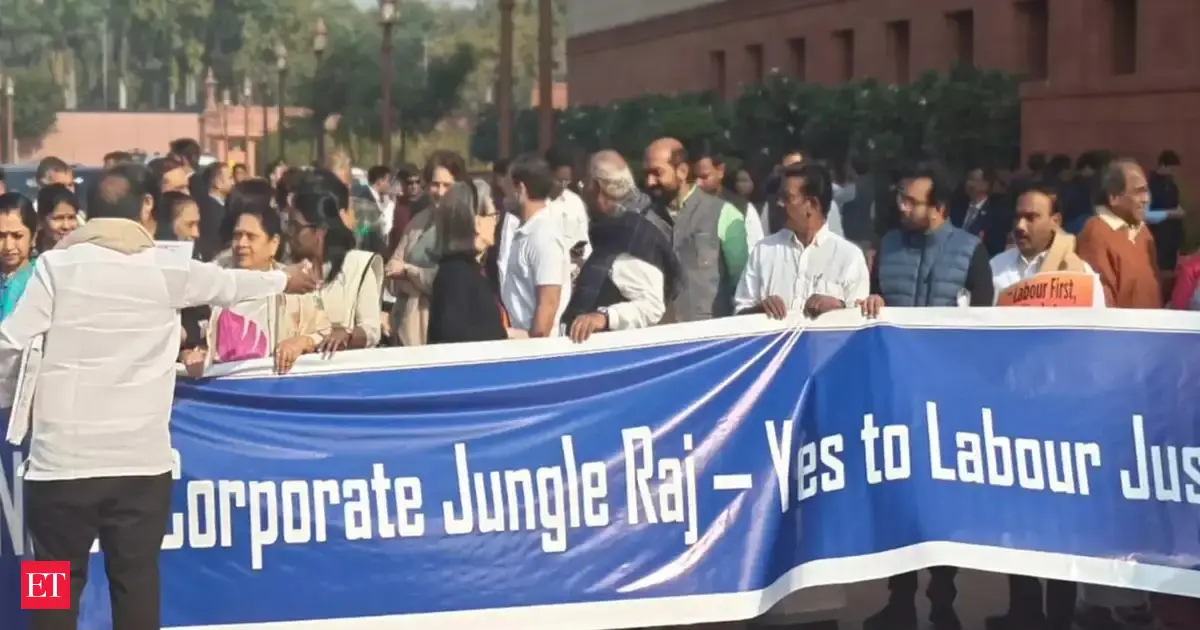 Sonia Gandhi, Mallikarjun Kharge protest in Parliament complex against new labour codes