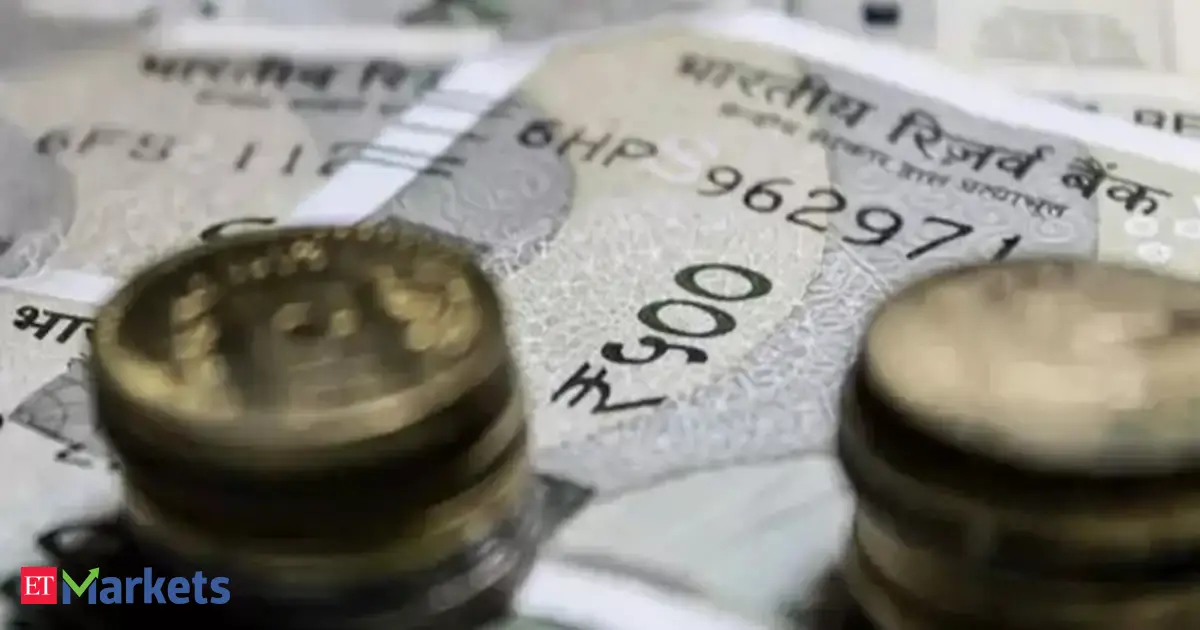 India's largest private lender sees rupee falling to 92 in absence of quick US trade deal