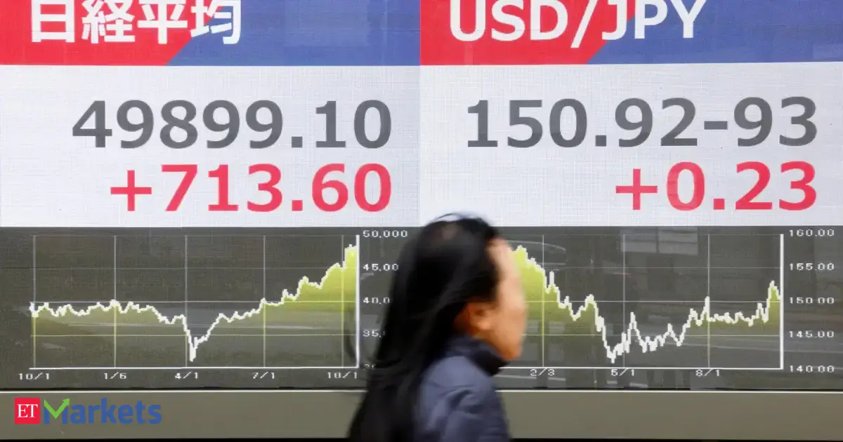 Japan's 30-year bond yields rise to record as auction tests demand