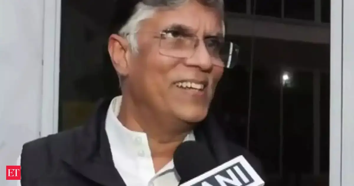 'Quite surprising invitation was sent...': Congress leader Pawan Khera reacts to Shashi Tharoor's President's banquet invite