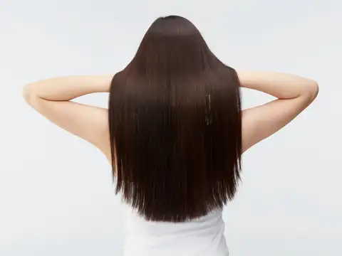 Strengthens hair and reduces breakage