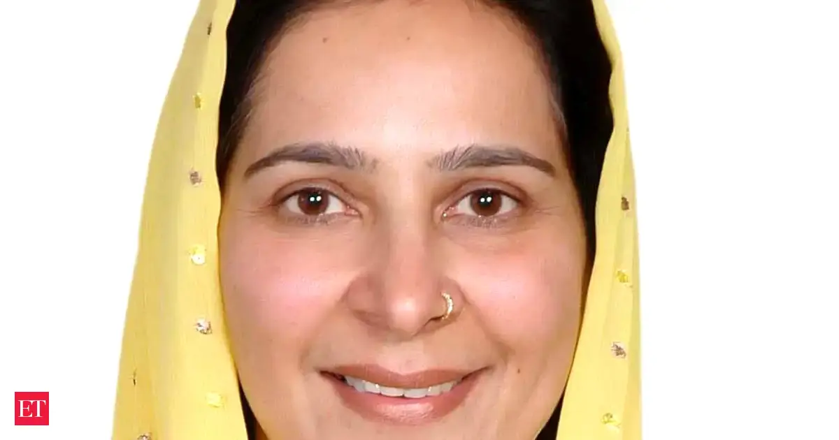 Twist given to straight comment, says Navjot Kaur Sidhu after controversy over her 'Rs 500 crore' remark