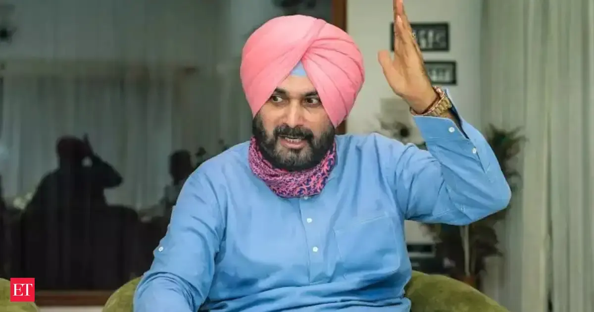 Should reveal how much they paid to become No. 2 minister, PCC chief: Sukhjinder Randhawa slams Navjot Sidhu