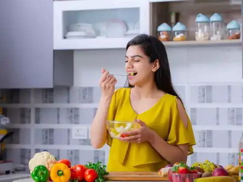 Afternoon slumps and meal sequencing: Reset your routine