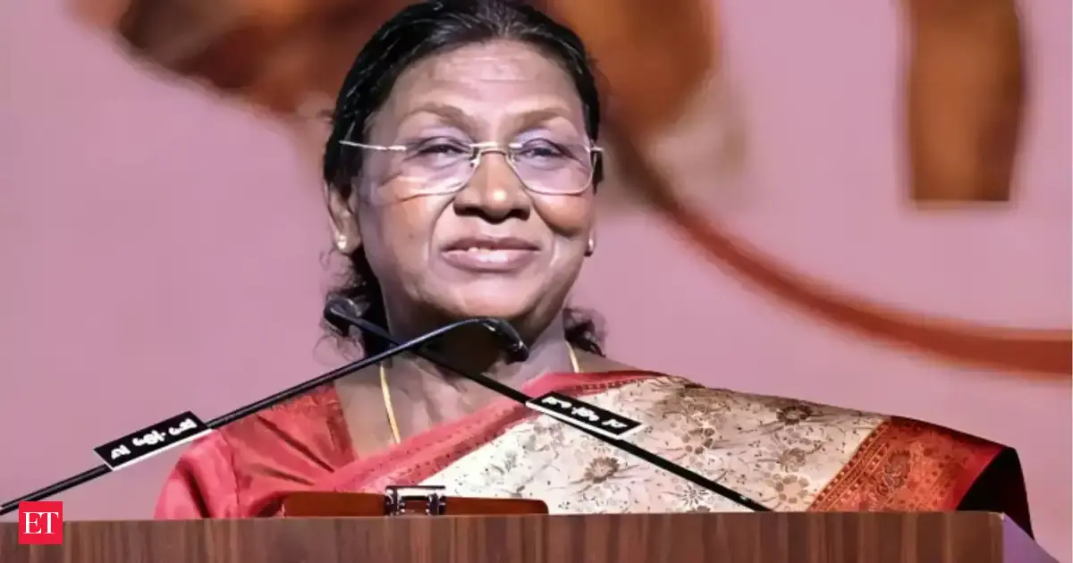 Demand for Indian handicrafts across world, opportunity for entrepreneurs, designers: President Droupadi Murmu