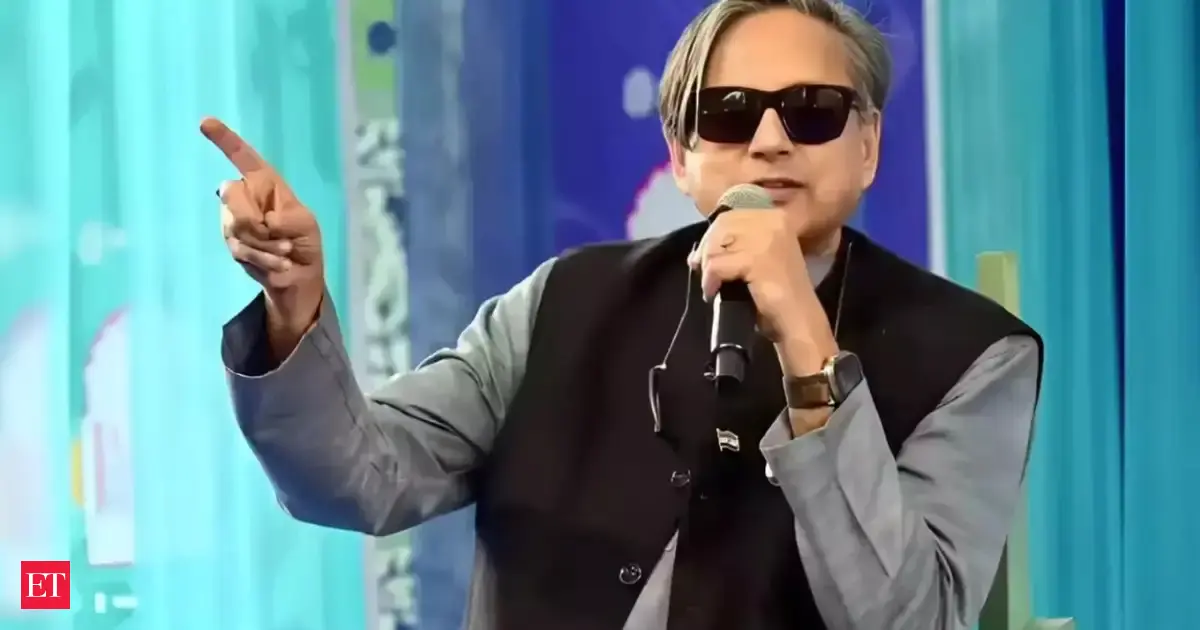 Tharoor declines ‘Veer Savarkar Award’, says he never agreed to accept it