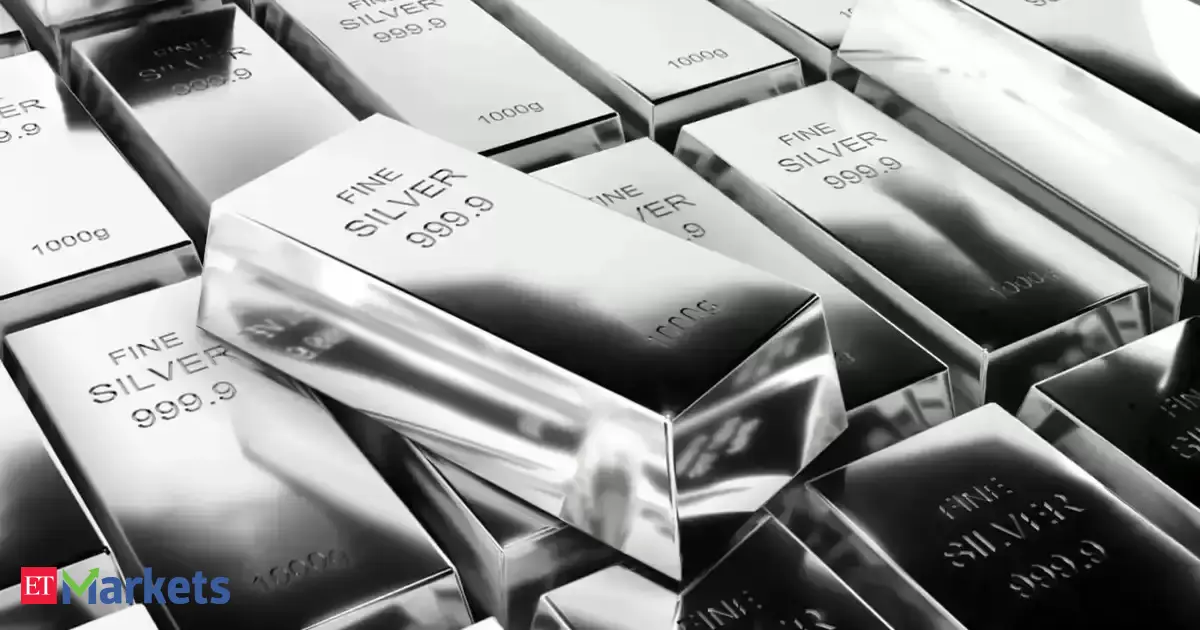 Silver climbs Rs 11,500 to a fresh peak on global cues