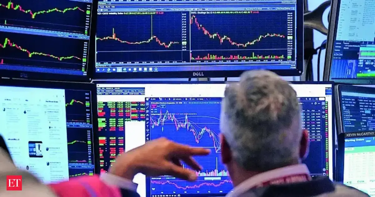 US stock market today falls: S&P 500 and Nasdaq are down while Dow gains - Oracle and Nvidia lead today's biggest tech losses