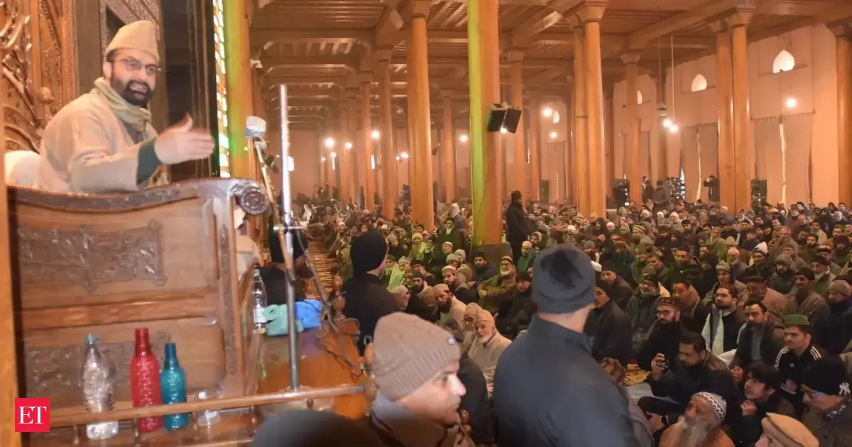 Mirwaiz urges government to stop arresting people and relocate Kashmiri prisoners back to jails in J&K