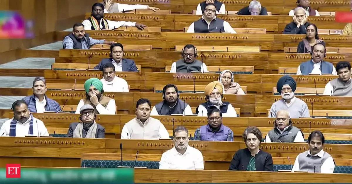 Congress issues whip in Lok Sabha, asks MPs to be present in House for next 3 days