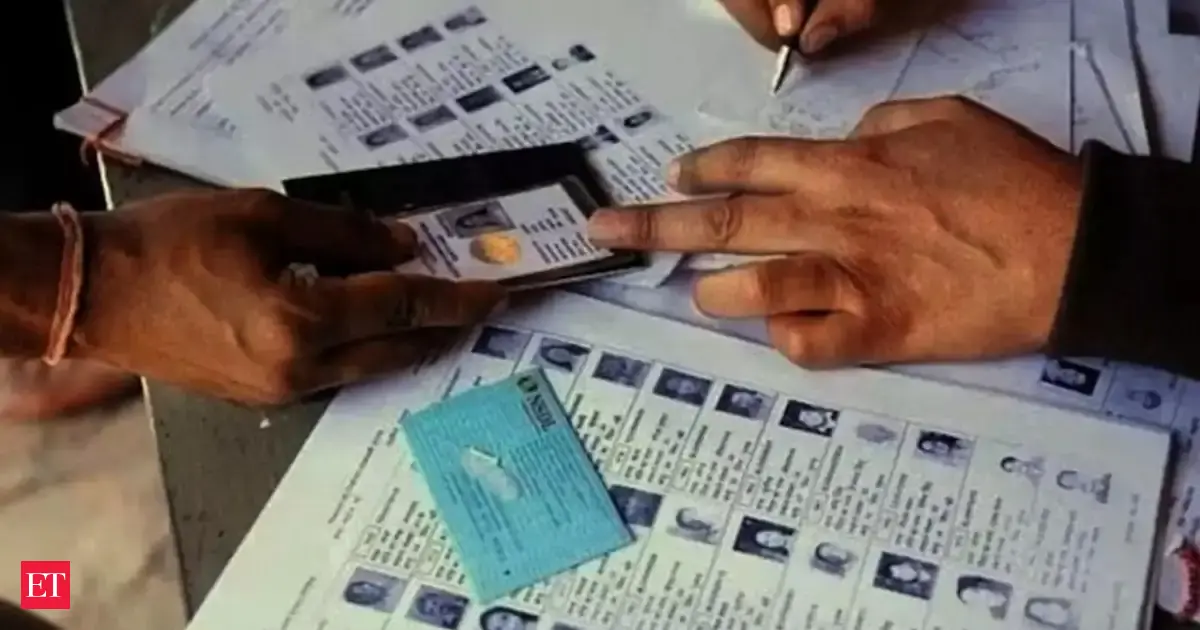 EC to start issuing SIR hearing notices in West Bengal on Thursday