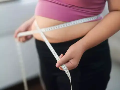  Check your waist size using a simple tape or string