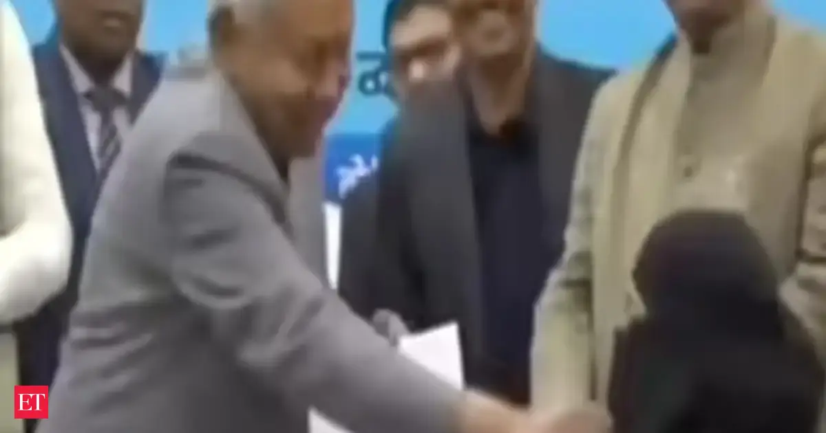 Nitish Kumar 'naqab' controversy: Pakistan-based gangster threatens Bihar Chief Minister, says 'don't say later warning was not given'