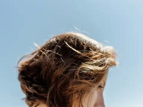  Keep the Hairline Dry