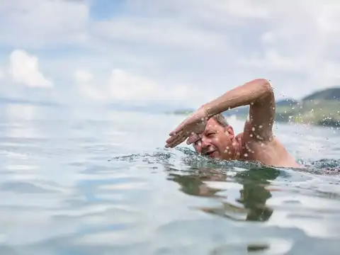 Swimming and stretching: flexibility plus flow