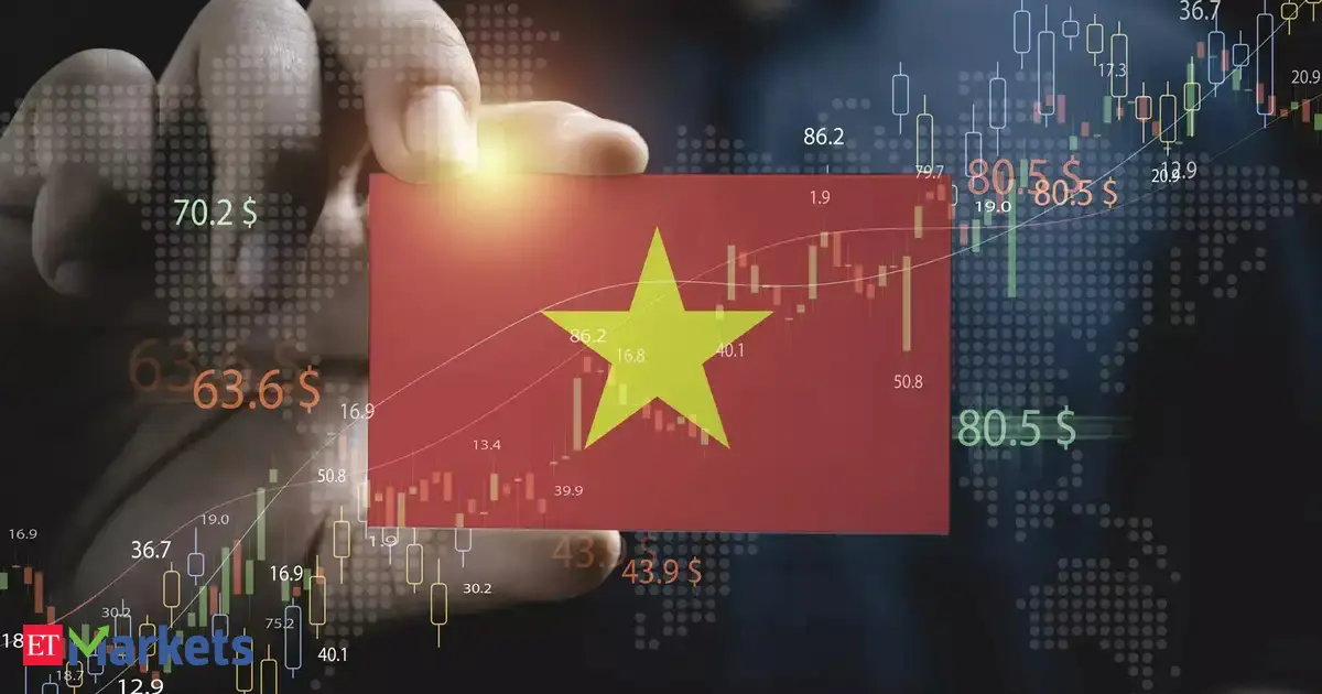Vietnam's stock market rises on signs of smooth power transition
