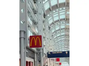 is mcdonalds open on christmas: Is McDonalds open on Christmas Day