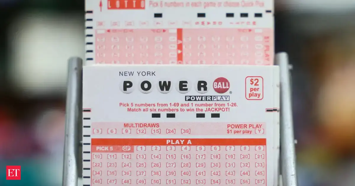 Christmas Jackpot! Arkansas man hits $1.8 billion Powerball, claims second-largest US lottery prize ever - Check how much he’ll actually pocket