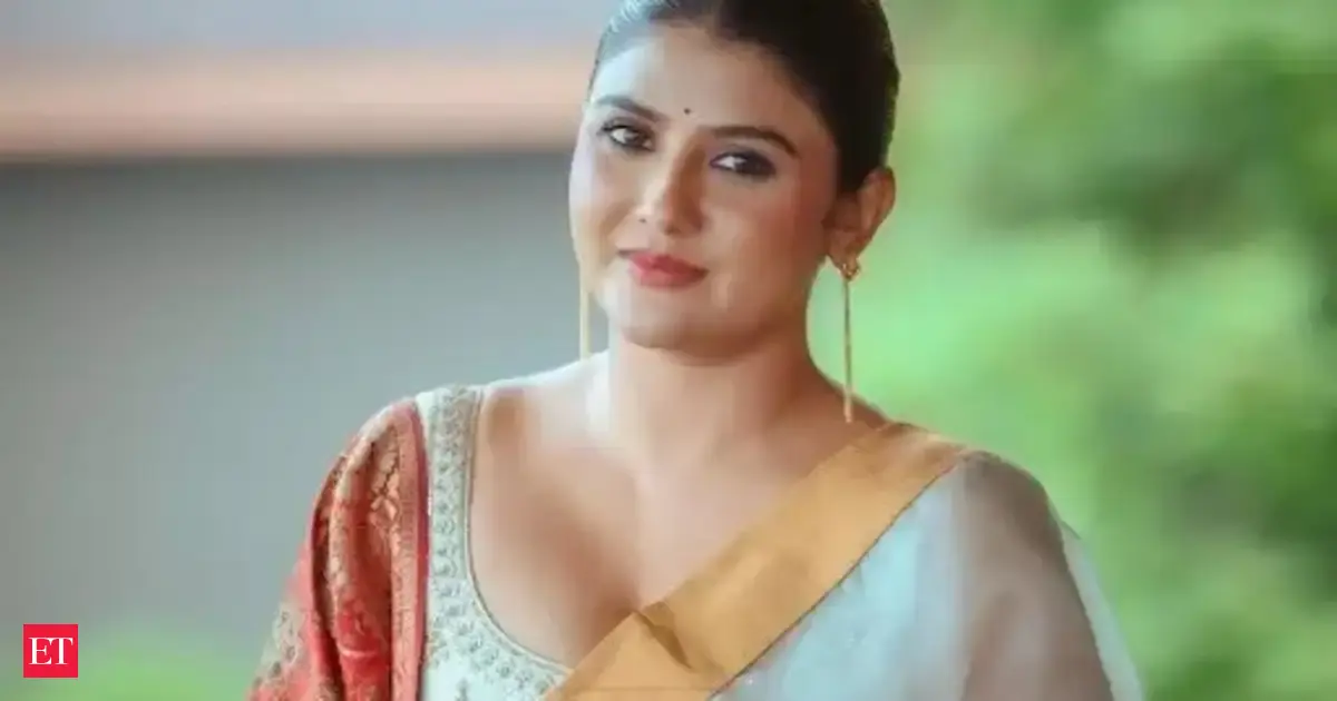 Bengali actress Parno Mittra joins Trinamool Congress