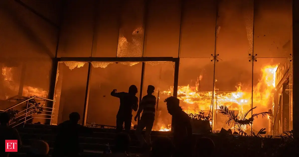 Commercial street fire in Portland’s Old Port: Boat sunk, firefighter injured, Wharf buildings damaged