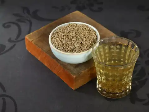 Jeera water and ginger-lemon blend: The digestion duo