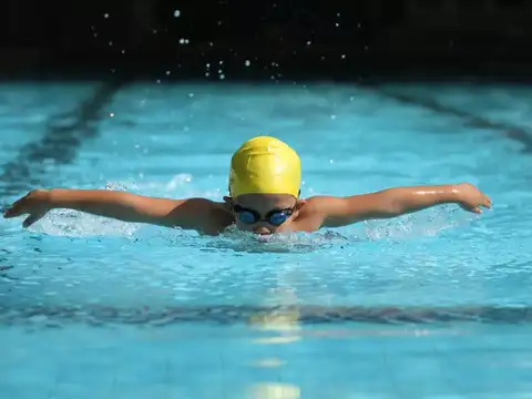 Swimming &ndash; Full-Body Oxygen Awakening