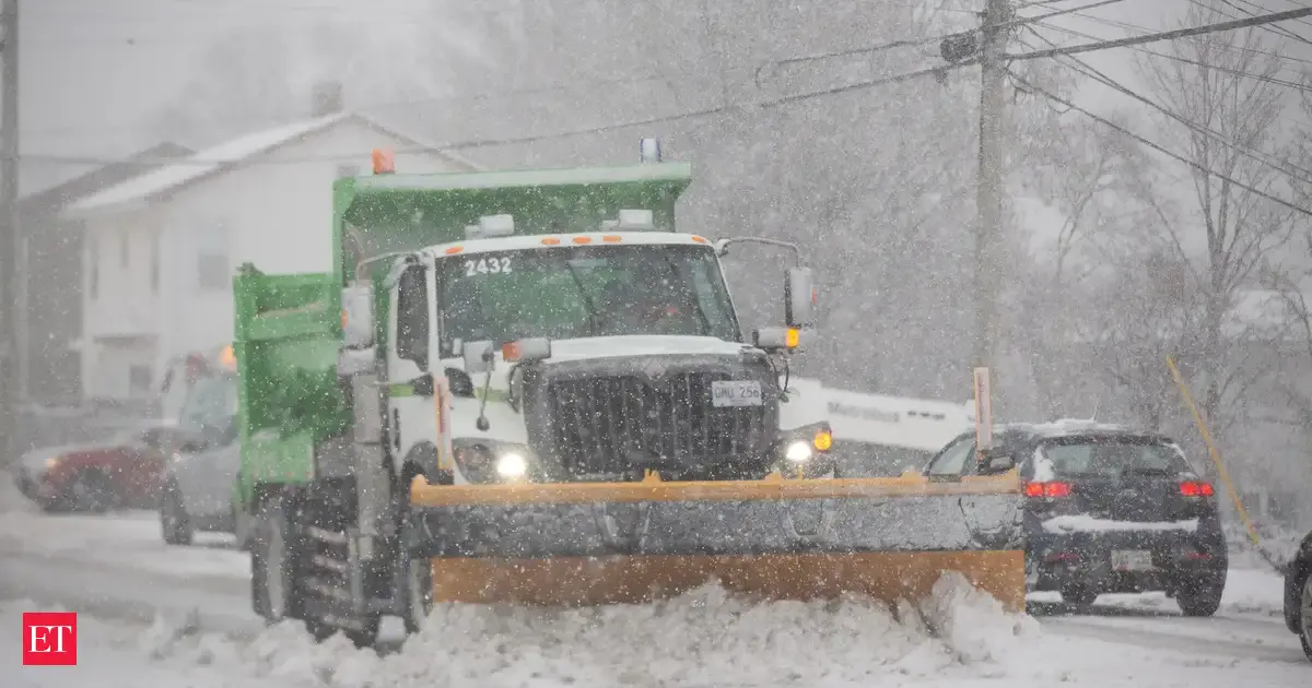 Ontario, Quebec see multiple warnings of heavy snow and rain as winter storm keeps Canada on high alert ahead of New Year’s eve