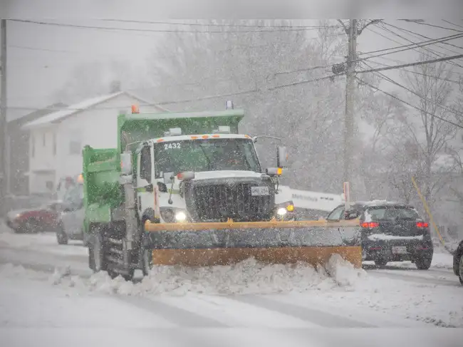 Ontario, Quebec see multiple warnings of heavy snow and rain as winter ...