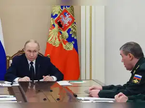 Peace hopes dented as Russia says Ukraine tried to attack Putin residence